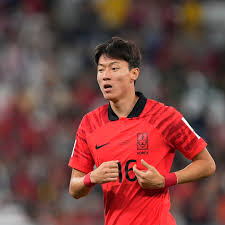 Nottingham Forest have received an offer from MLS side Minnesota United for 
striker Hwang Ui-Jo