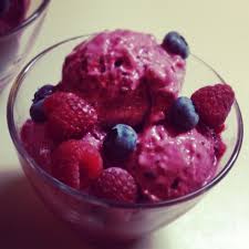 Risultati immagini per gelato frutta congelata e yogurt