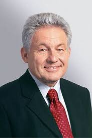 Landeshauptmann Dr. <b>Josef Pühringer</b> - puehri04
