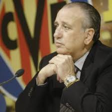 El presidente del Villarreal, Francisco Roig, no da por cerrada aún la plantilla, ... - 1373371700_050714_1373371815_noticia_normal