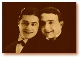 El dúo de cantores argentinos de tangos y canciones criollas, Agustín Magaldi y Pedro Noda Agustín Magaldi fue un paradigma de la canción popular argentina, ... - Magaldi-Noda-tango-300s
