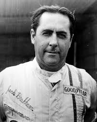 F1 champion Sir Jack Brabham to receive a state funeral in Queensland | Mail Online - article-2632177-1DFC60C200000578-855_634x789