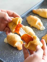 Pepperoni Cheese Stick Roll Ups (+VIDEO) - The Girl Who Ate ...