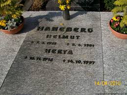 Grab von Helmut Haneberg (09.03.1915-08.04.1981), Friedhof Midlum