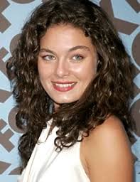 This is the photo of Alexa Davalos. Alexa Davalos was born on 28 May 1982 in Paris, France. Her birth name was Alexa Davalos Dunas. Her height is 173cm. - alexa-davalos-383555