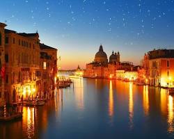 Gambar Venice at night