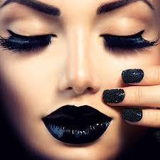 Afbeeldingsresultaat voor zwarte lipstick