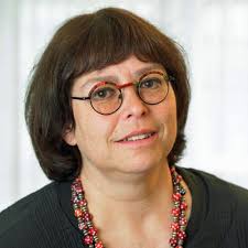 Die 54jährige Claudia Kaufmann (Bild), aufgewachsen in Basel, ist seit 2004 Stadtzürcher Ombudsfrau. Sie ist eine aufmerksame Beobachterin des kulturellen ... - c27961d19f1b7e36ab992556e5269613