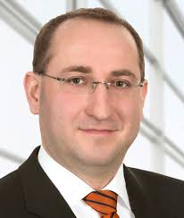 Dr. <b>Guido Bader</b>. Vorstandsmitglied der Stuttgarter Lebensversicherung a.G. <b>...</b> - Dr_Guido_Bader_Stuttgarter_Vorschau