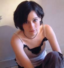 Sarah Howells (vocals) Image © Uglyman Music 2003 - jylt