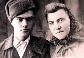 Die Geschwister Katharina und Peter Seibert 1945 in Russland
